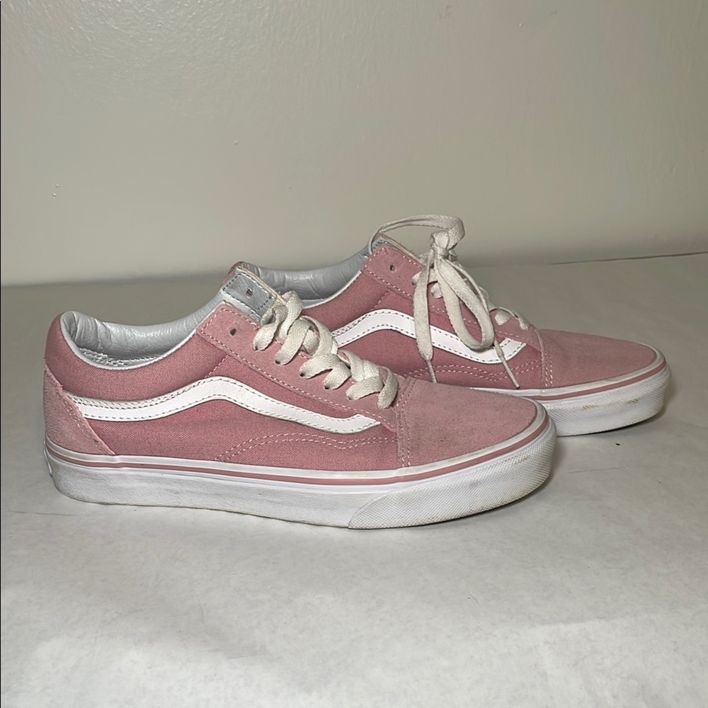 VANS - Pink and White Sneakers